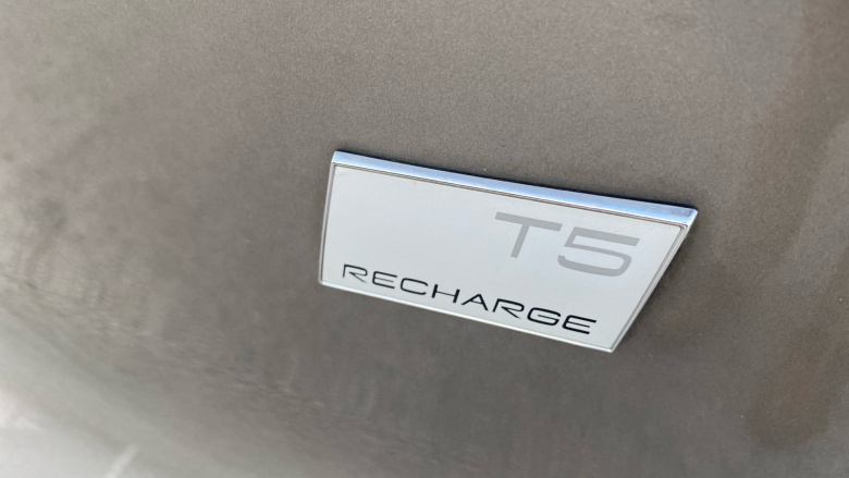 Volvo Xc40 1.5 T5 Recharge PHEV Inscription Pro 5dr Auto Estate